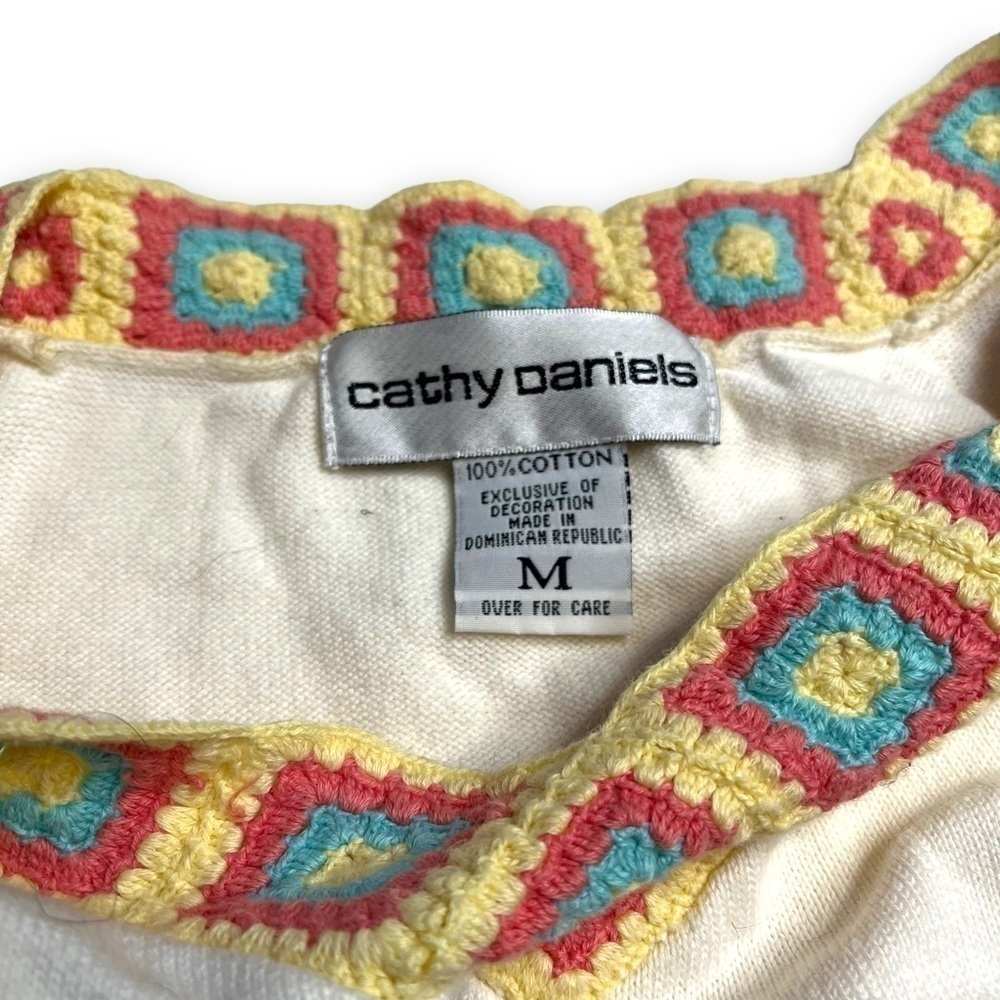 Vintage Cathy Daniels Crochet Neck Short Sleeve Shirt Size Medium FLAWED. - Picture 2 of 7